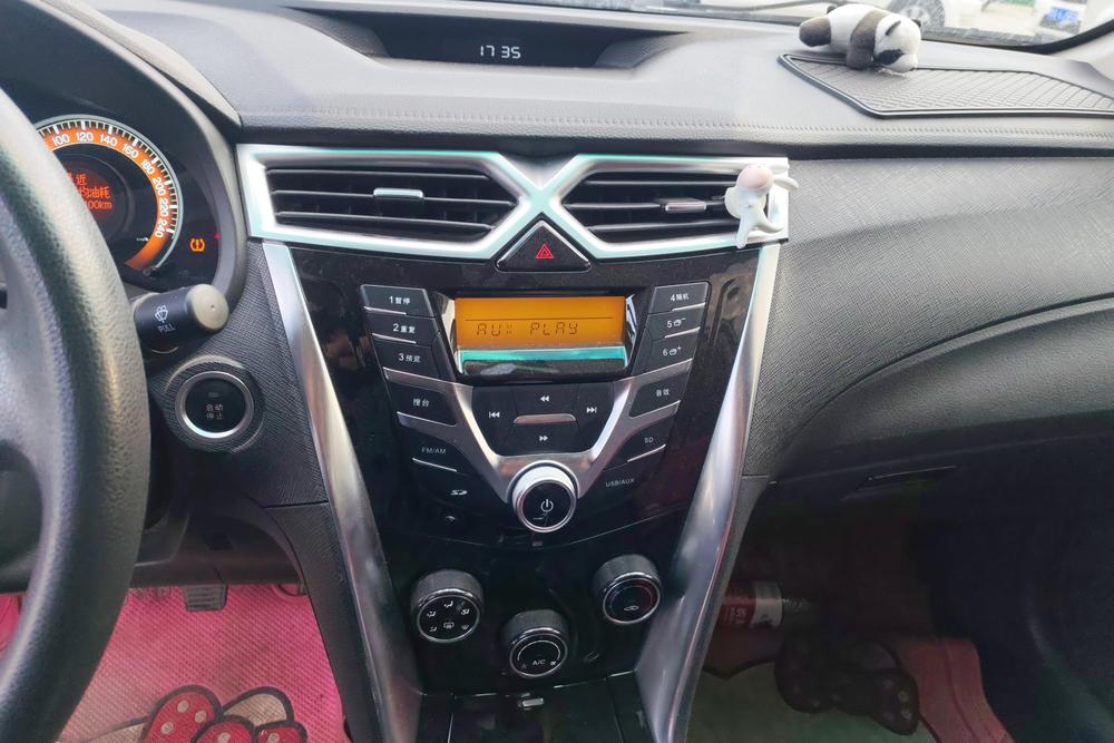 BYD F3, фото 12