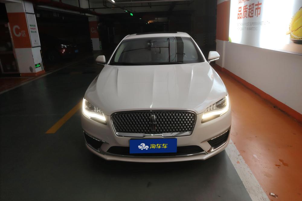 Lincoln MKZ, фото 2