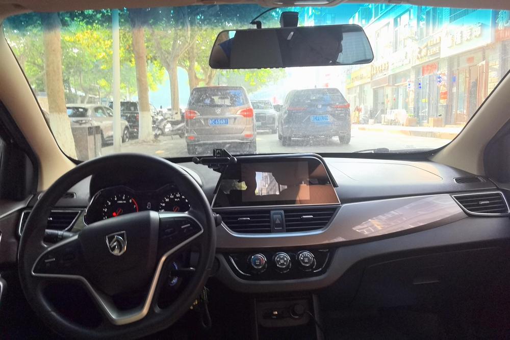 Baojun 310W, фото 13