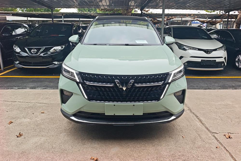Wuling Asta, фото 2