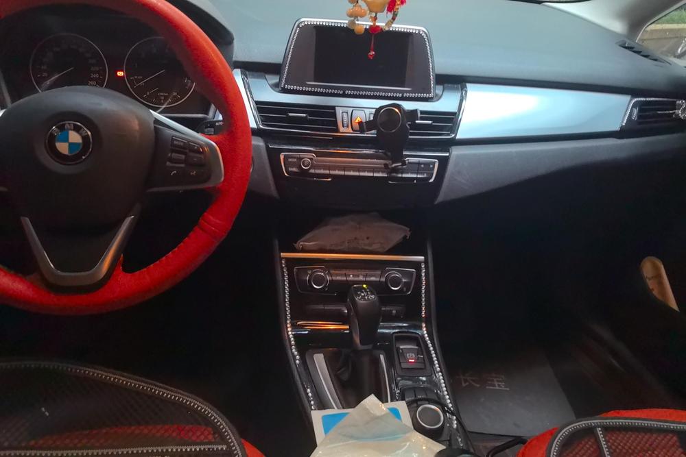 BMW 2 Series Active Tourer, фото 12