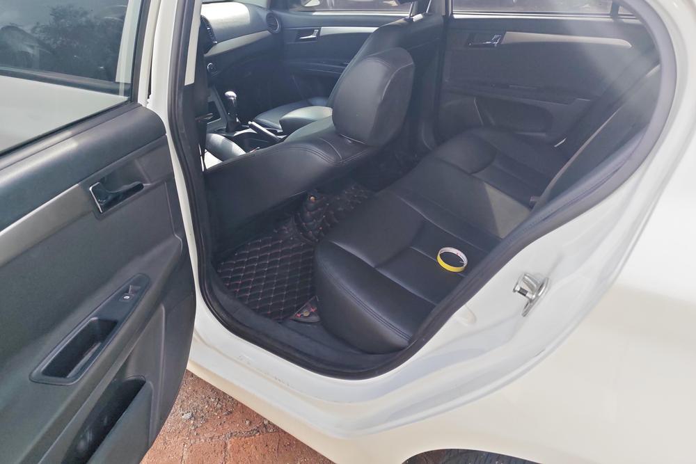 Roewe 350, фото 16