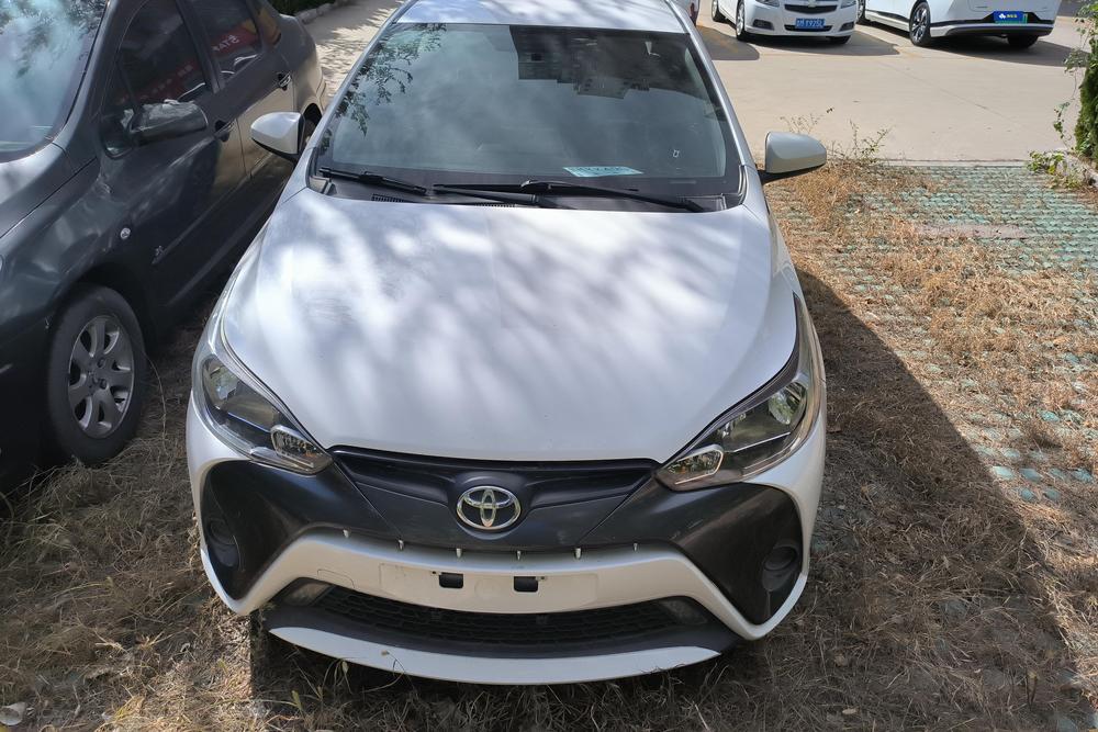 Toyota Yaris L, фото 2