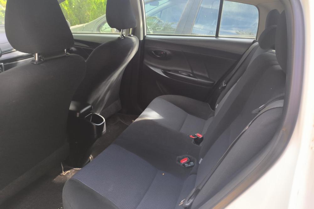 Toyota Yaris L, фото 16