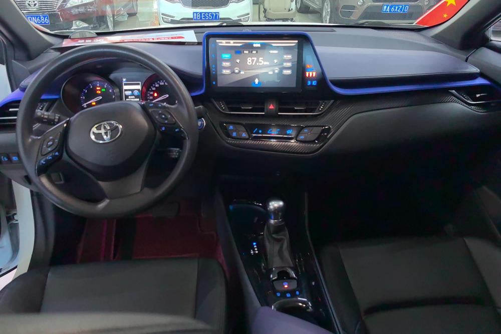 Toyota C-HR, фото 12