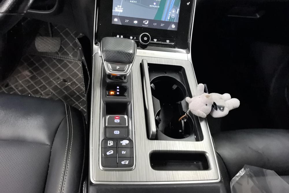 Roewe ERX5, фото 15