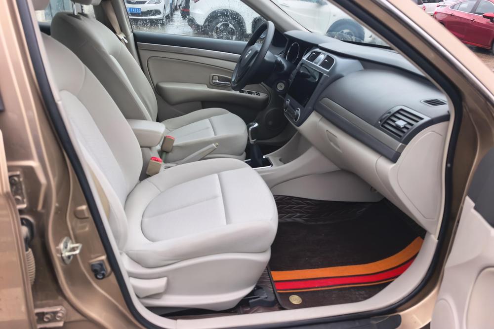 Dongfeng Aeolus A60, фото 11