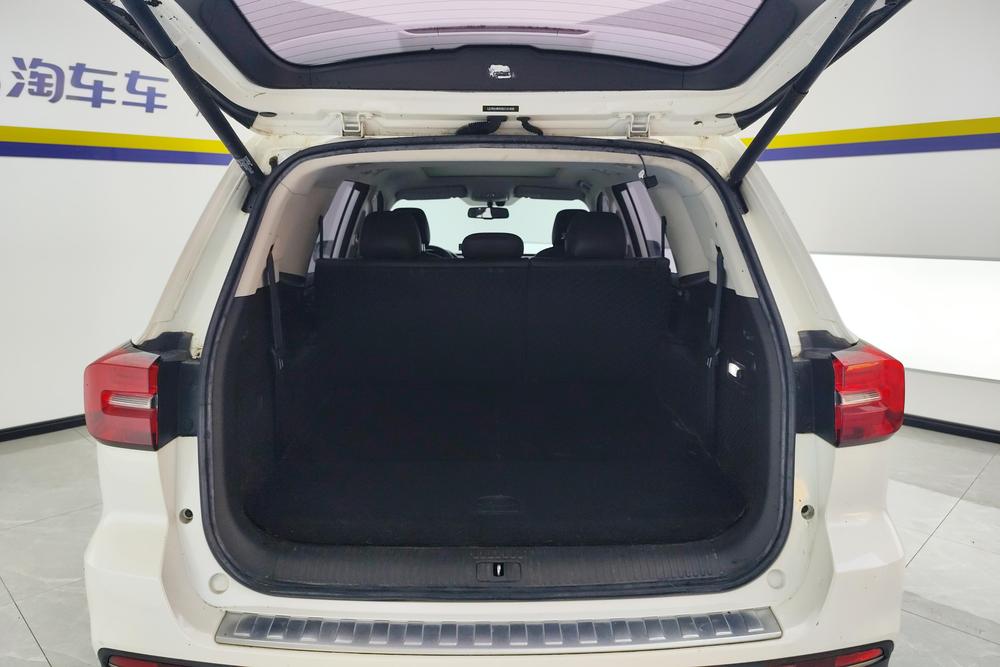 Roewe RX8, фото 17