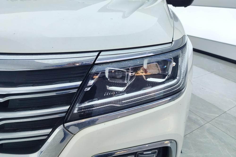 Roewe RX8, фото 4