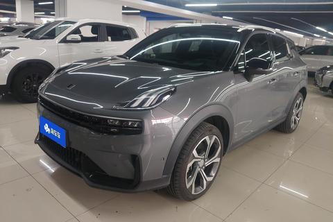 Lynk & Co 06