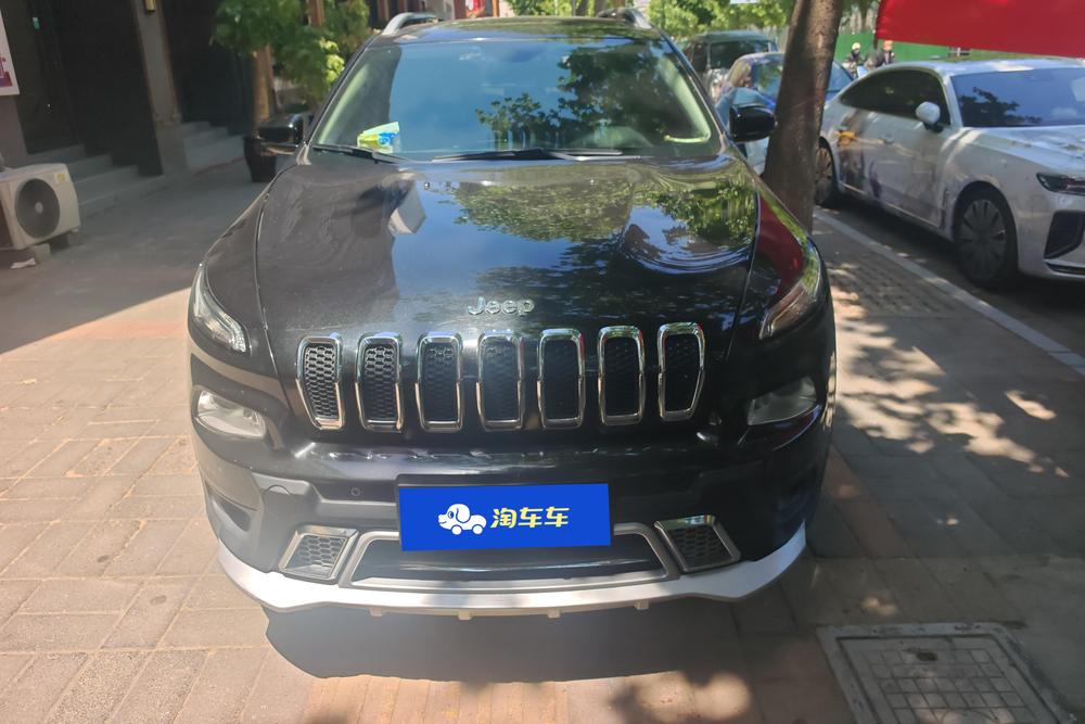Jeep Cherokee, фото 2