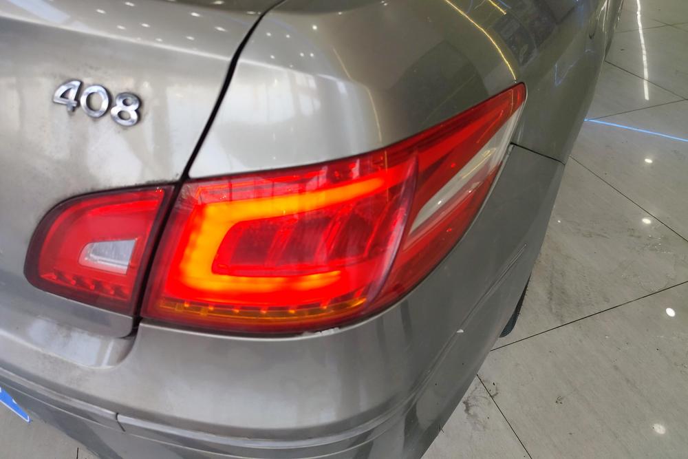 Peugeot 408, фото 11