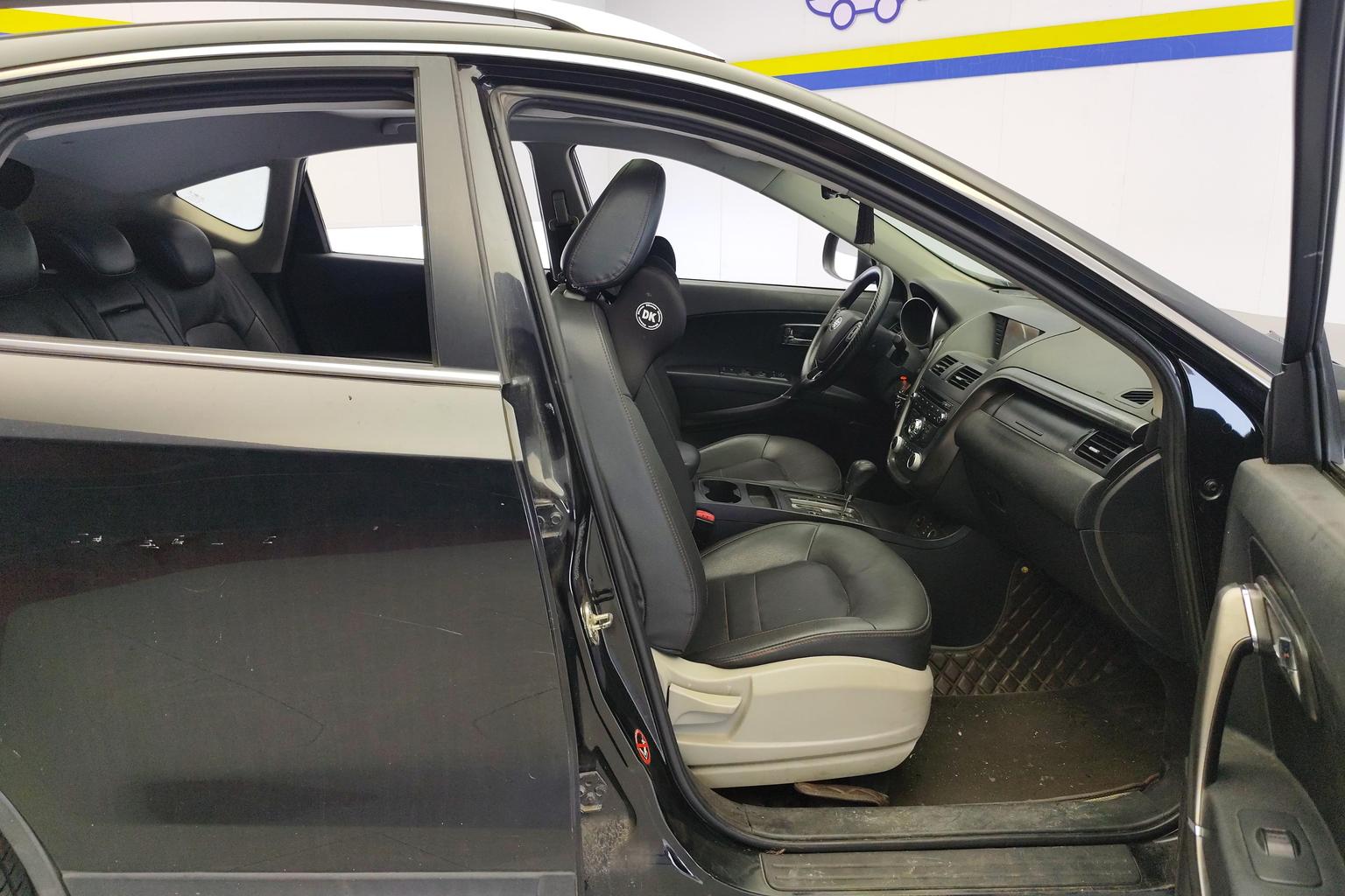 Bestune X80 2015 2.0L АКПП Комфорт
