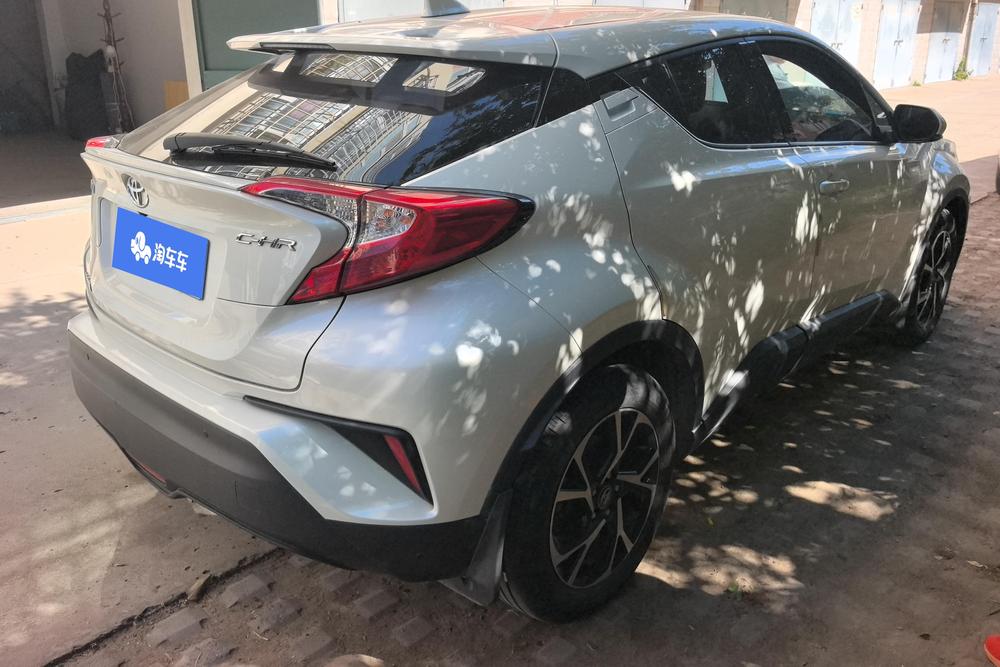 Toyota C-HR, фото 3