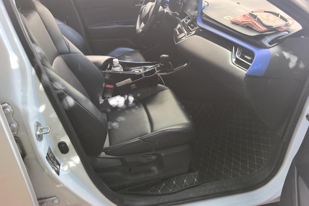Toyota C-HR, фото 10