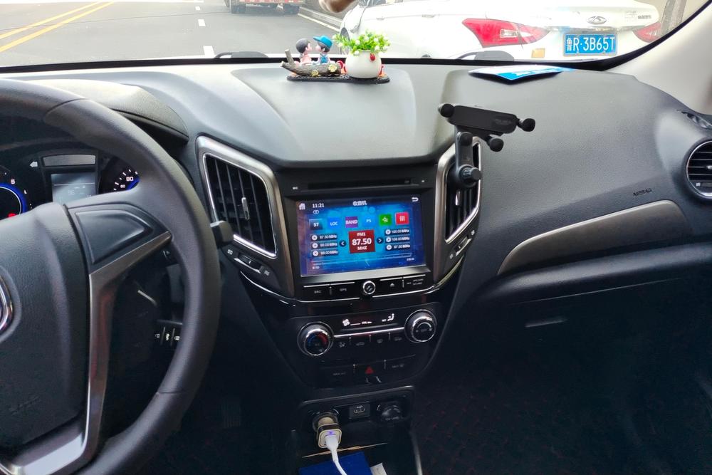 Changan CS15, фото 13