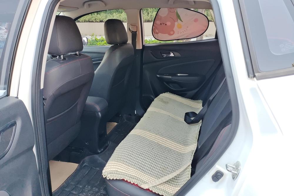 Changan CS15, фото 16