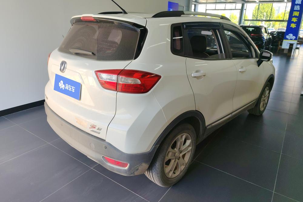 Changan CS15, фото 3