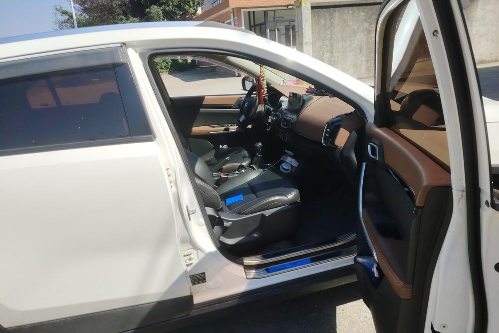 Dongfeng Aeolus AX4, фото 9