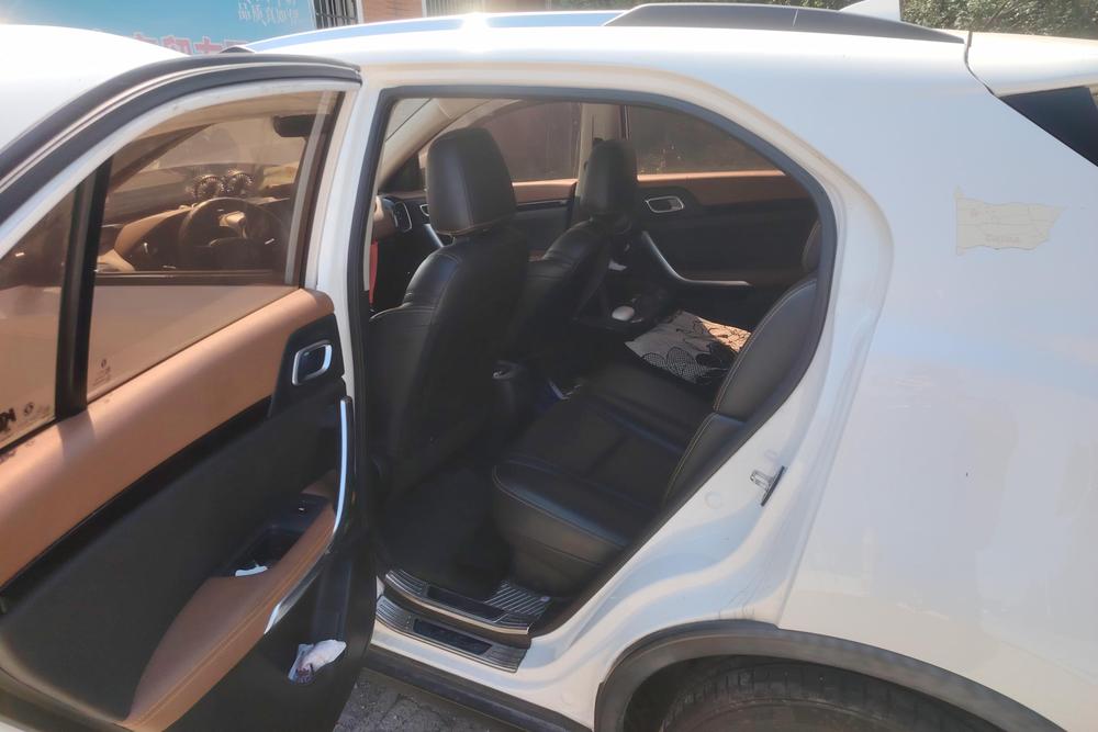 Dongfeng Aeolus AX4, фото 16