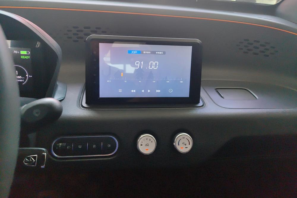 Baojun E100, фото 12