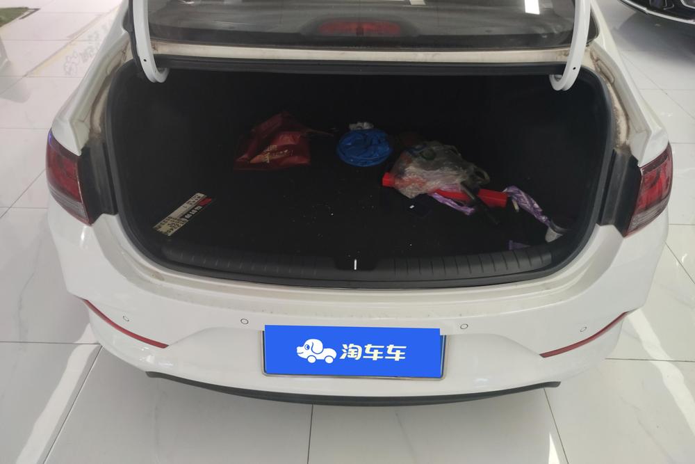 Hyundai Elantra Yuedong, фото 17
