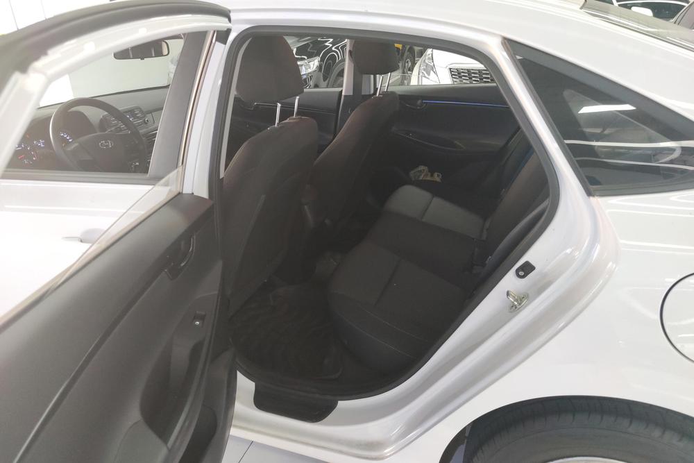 Hyundai Elantra Yuedong, фото 15