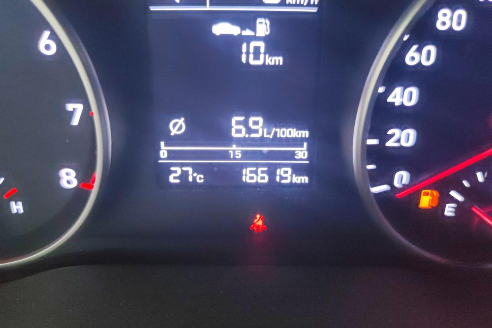 Hyundai Elantra Yuedong, фото 13
