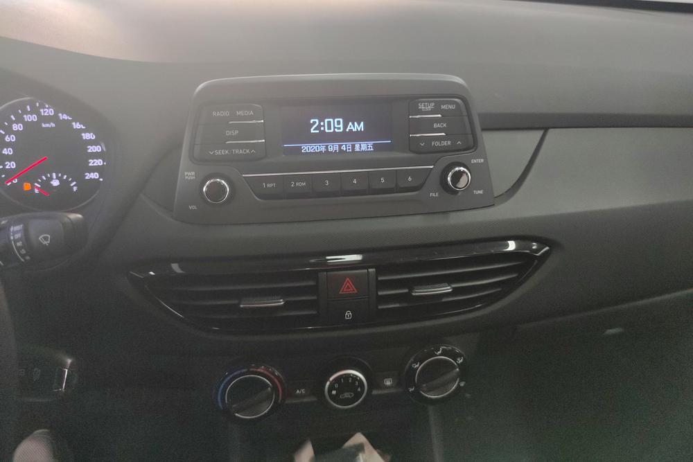 Hyundai Elantra Yuedong, фото 12