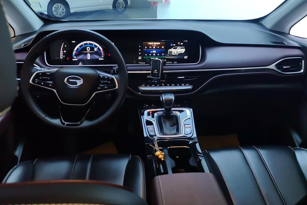 GAC Trumpchi M6, фото 12