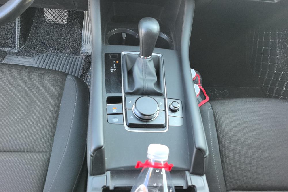 Mazda Mazda3 Axela, фото 14