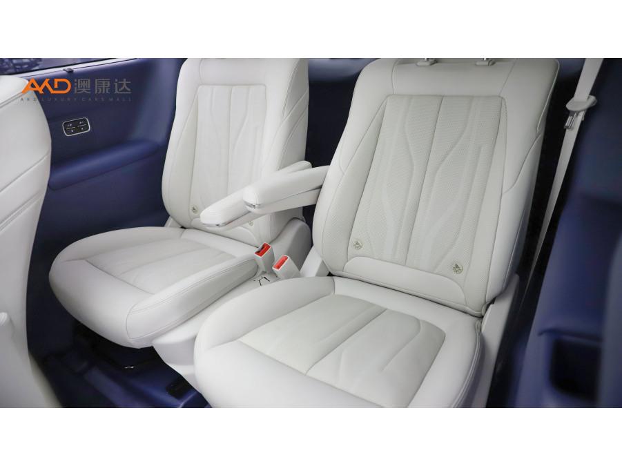 Buick GL8 PHEV 2024 1.5T мест