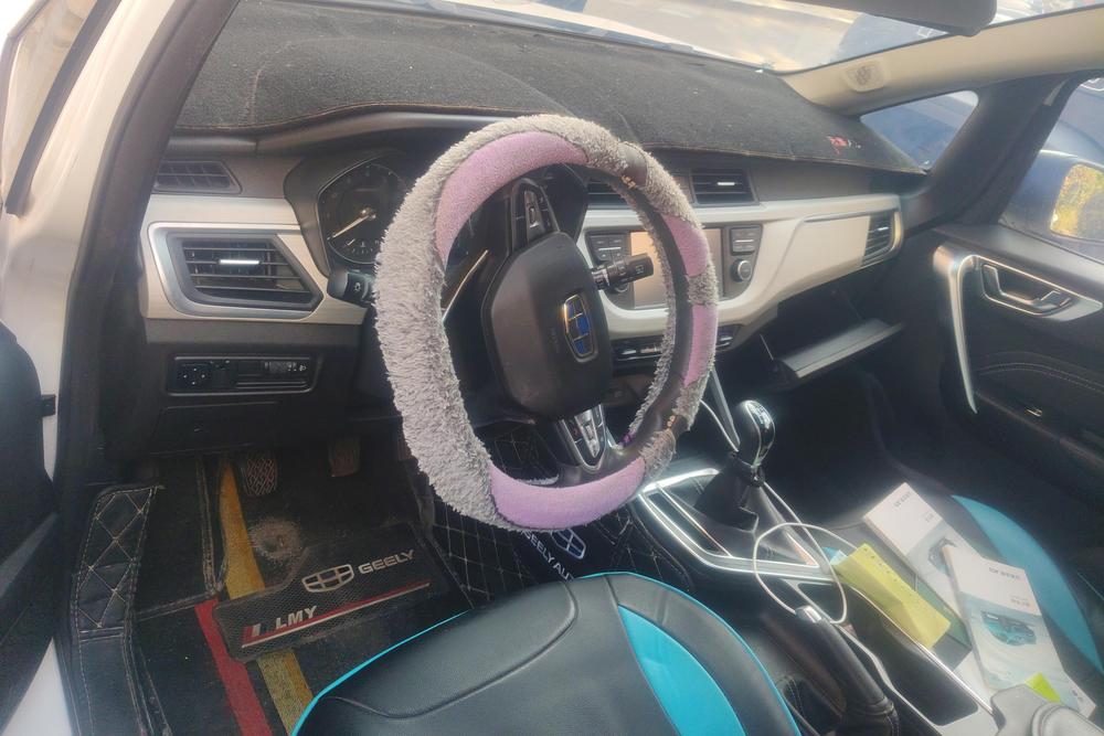 Geely Vision X3, фото 11