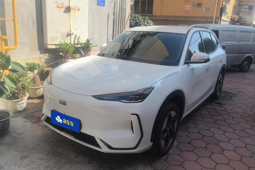 Geely Galaxy E5