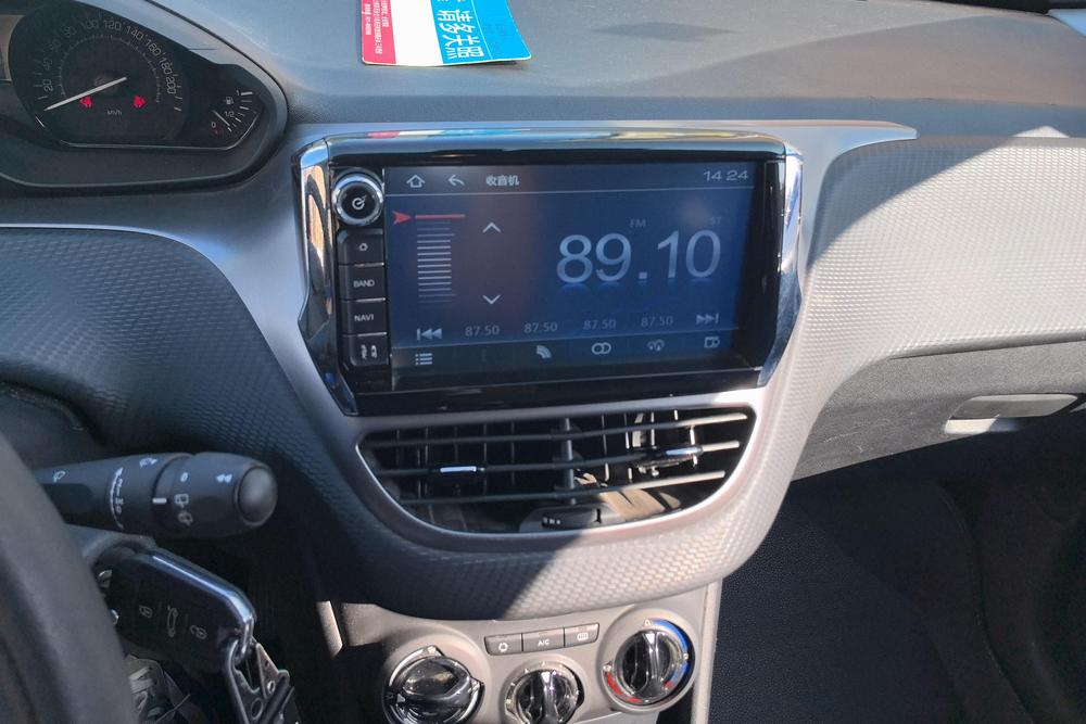 Peugeot 2008, фото 12