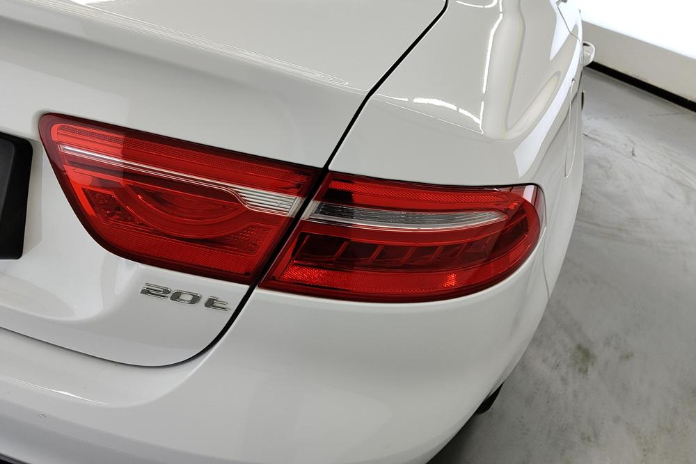 Jaguar XEL, фото 8