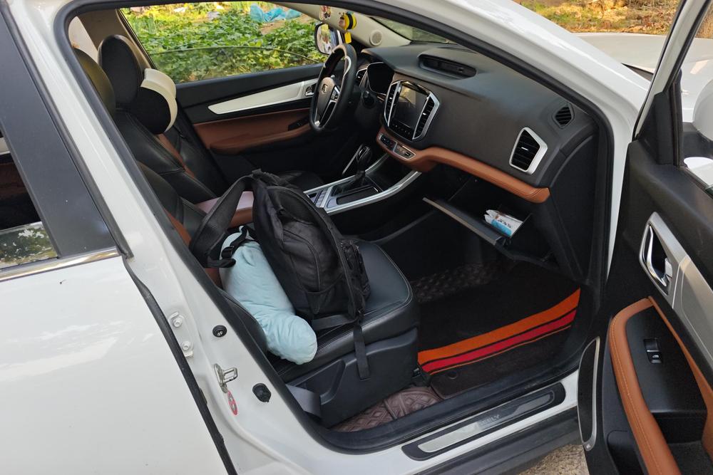 Geely Vision X6, фото 3