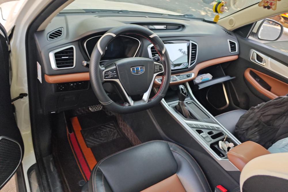Geely Vision X6, фото 14