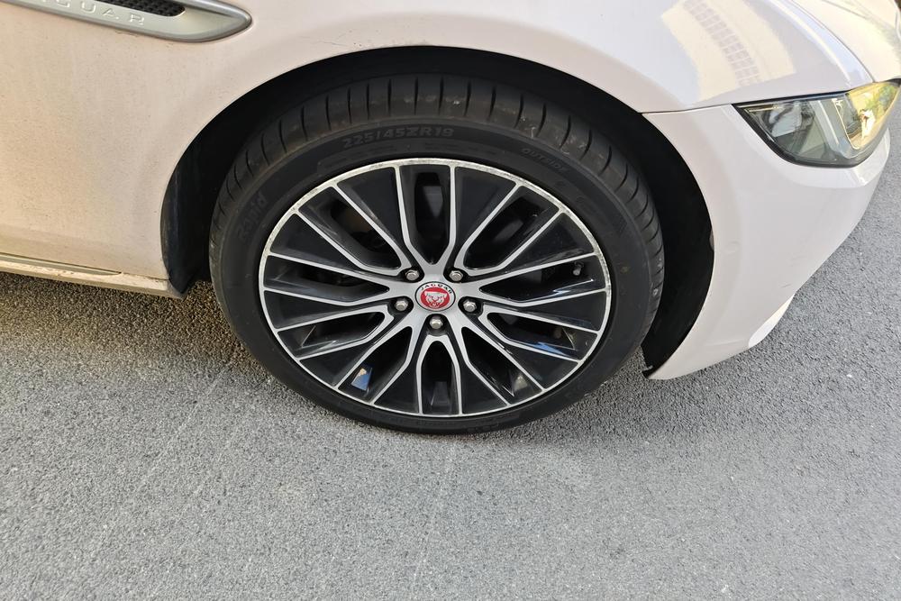 Jaguar XEL, фото 8