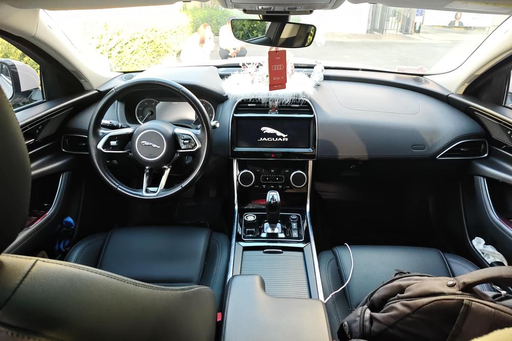 Jaguar XEL, фото 13