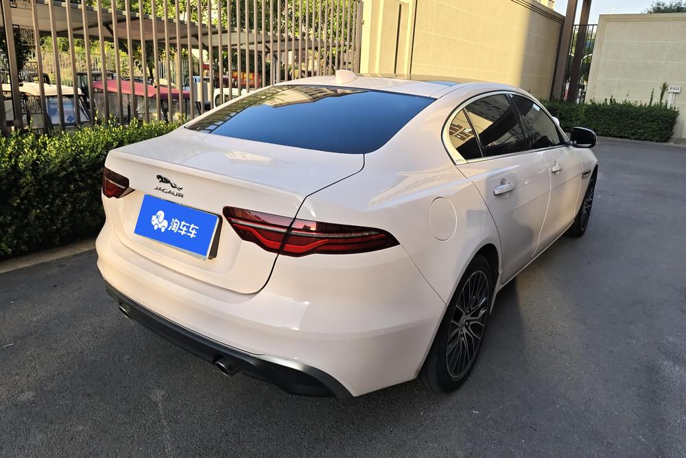 Jaguar XEL, фото 3