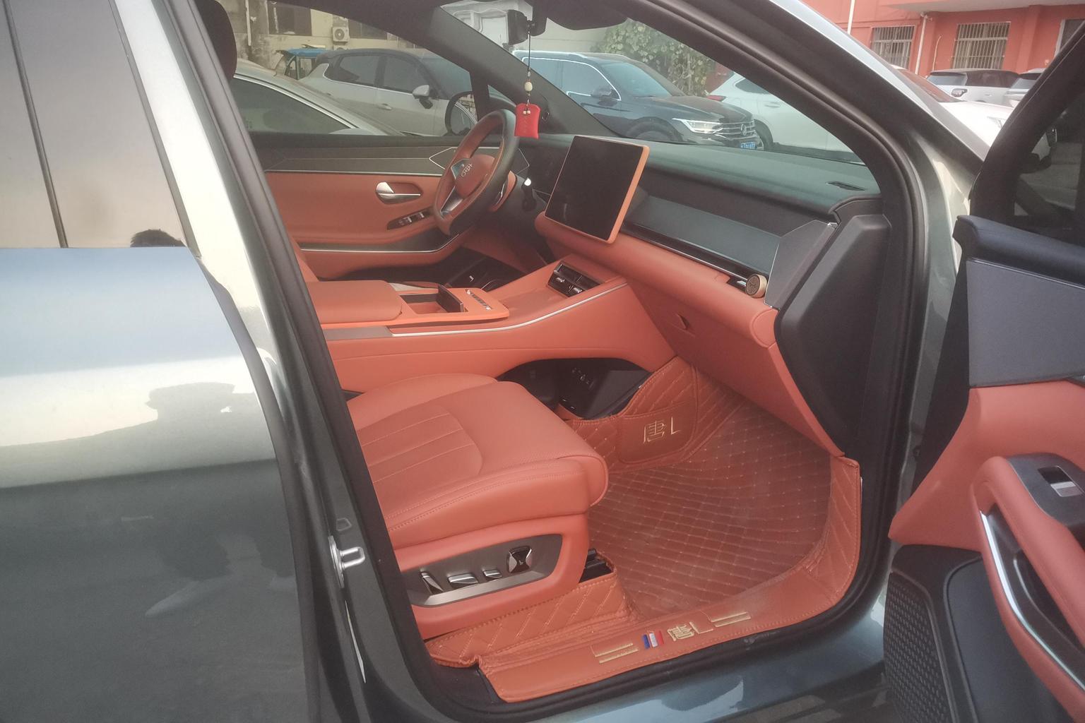 BYD Tang L DM 2025 DM-p 175KM AWD wu ren ji wan jia ban
