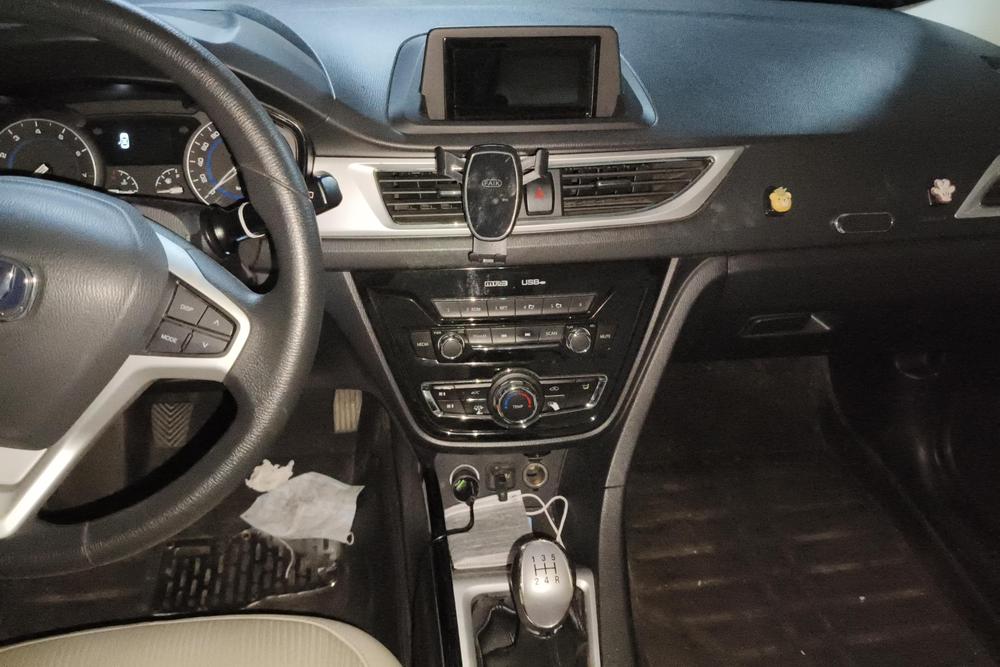 Changan Alsvin V7, фото 11