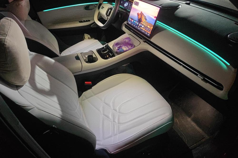 Geely Galaxy Starship 7 EM-i, фото 6