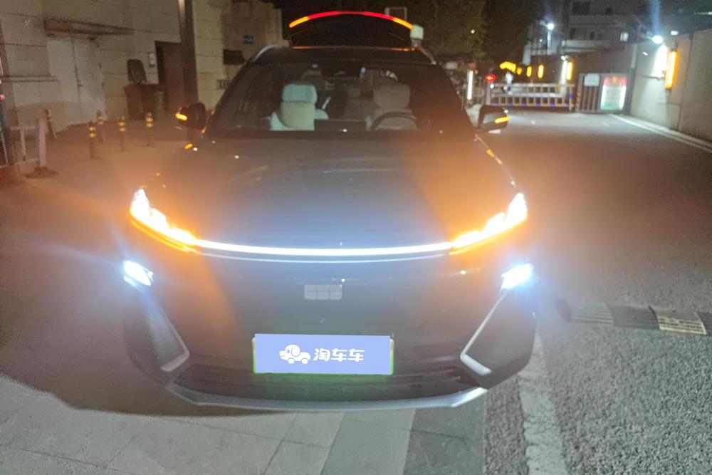 Geely Galaxy Starship 7 EM-i, фото 2