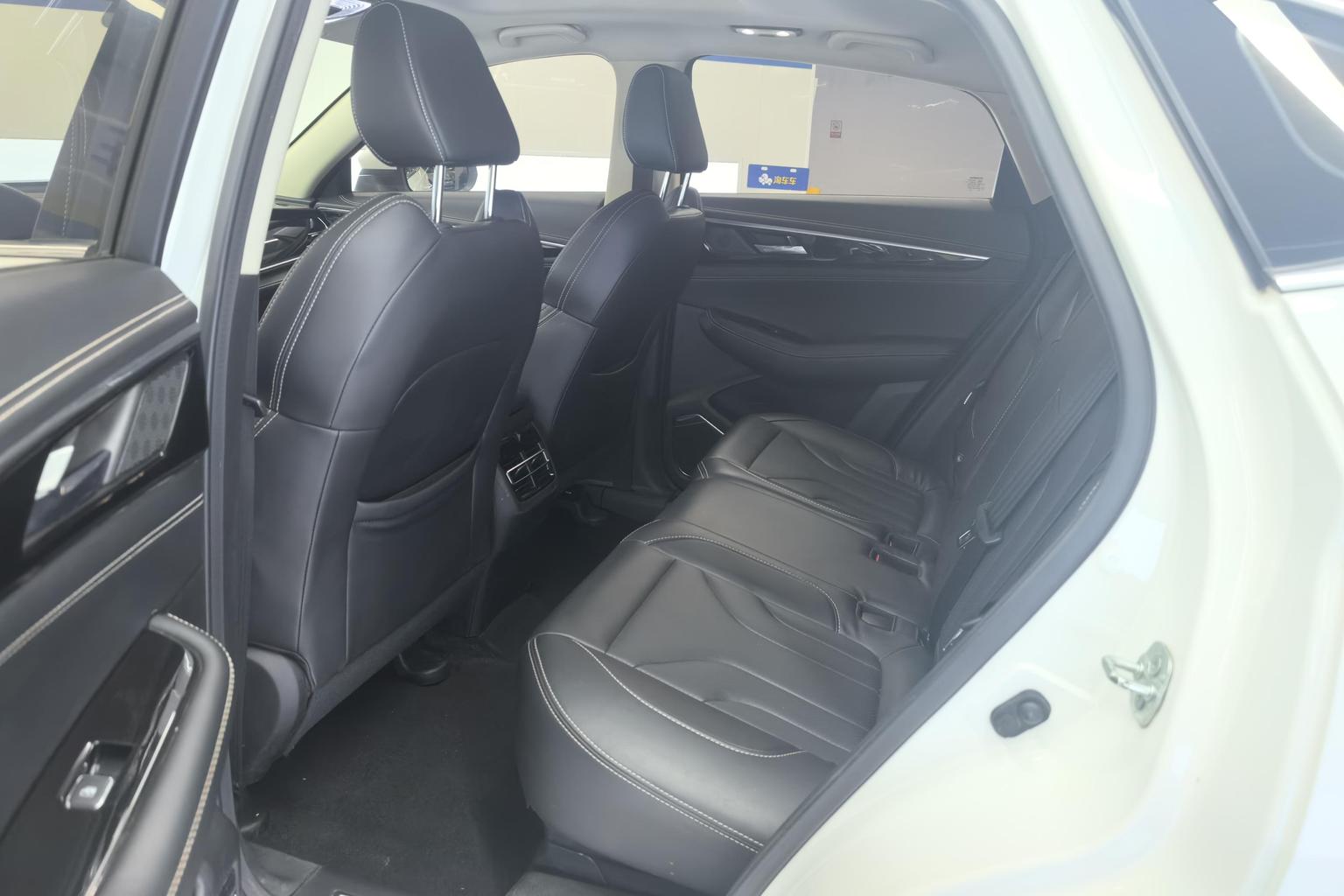 Changan CS85 COUPE 2019 2.0T pin ban China VI