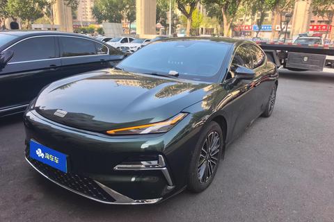 Geely Galaxy Starshine 8 PHEV