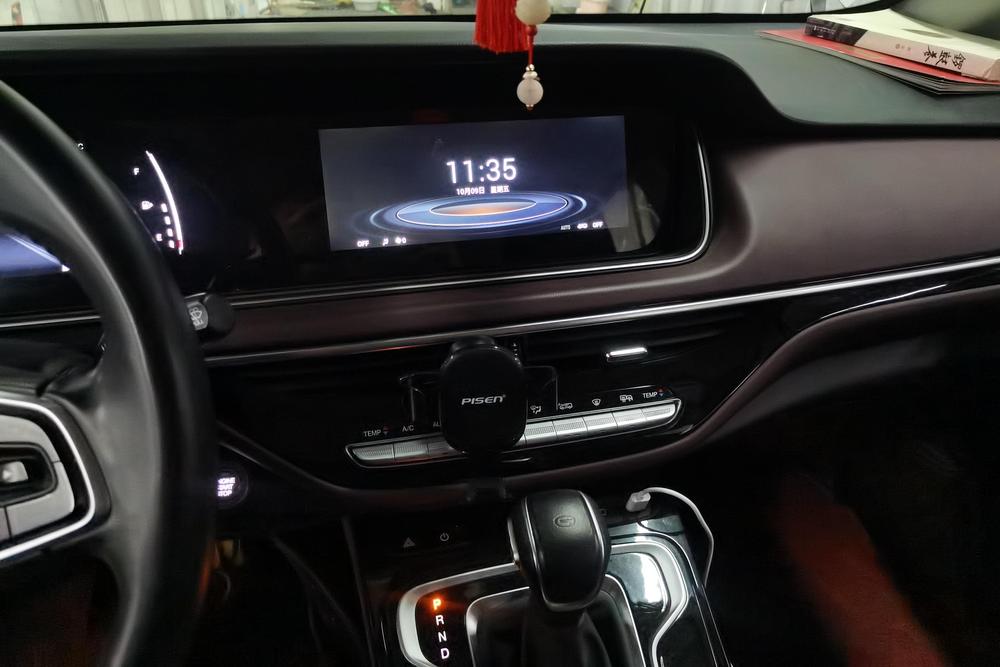 GAC Trumpchi M6, фото 13