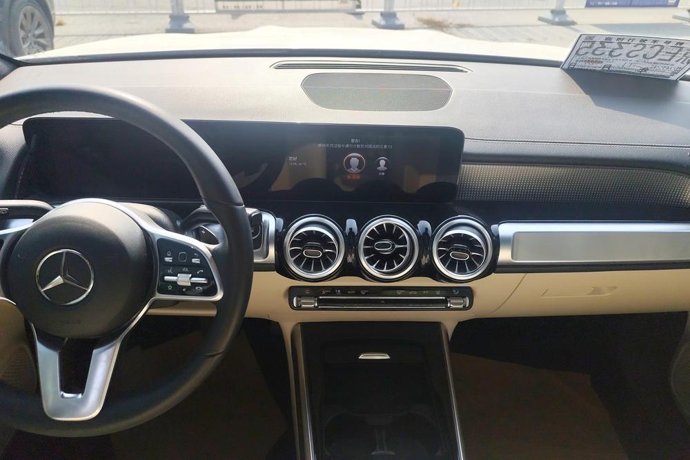 Mercedes-Benz EQB, фото 10