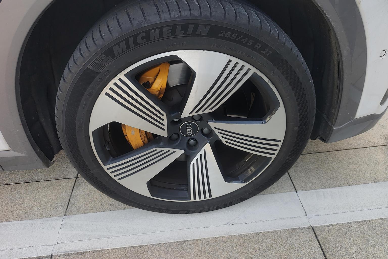 Audi e-tron Sportback 2021 55 quattro zhen xuan xing